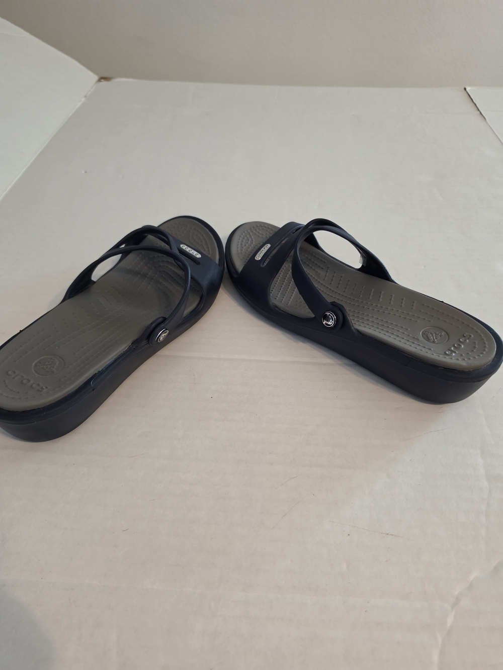 Crocs Patricia Wedge Sandals Slide On Size 9 Navy Blue - Picture 4 of 8